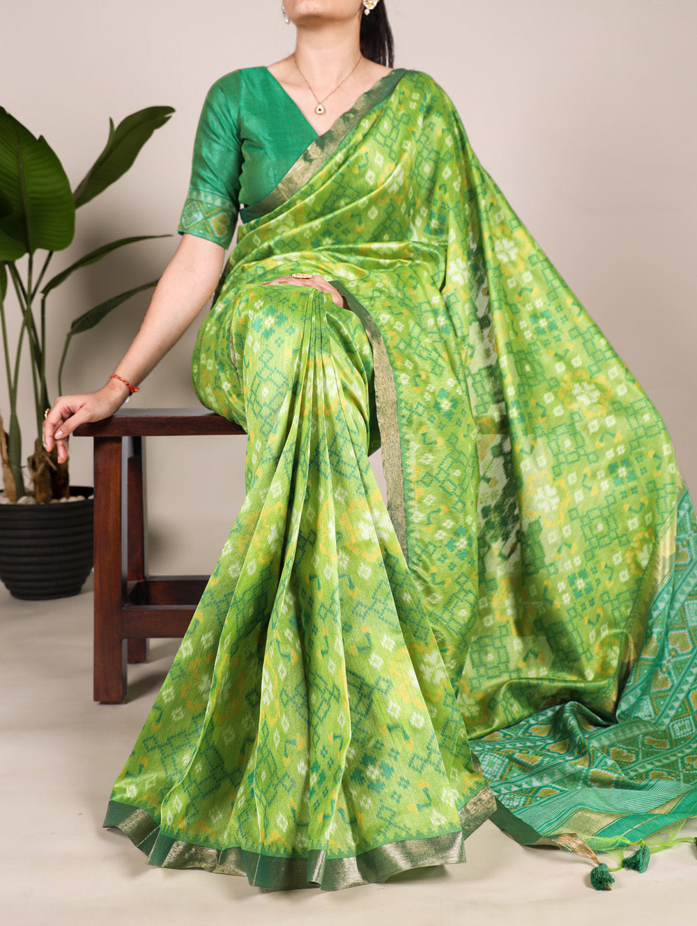 Pista Color Patola Print With Zari Weaving Work Jacquard Silk Saree